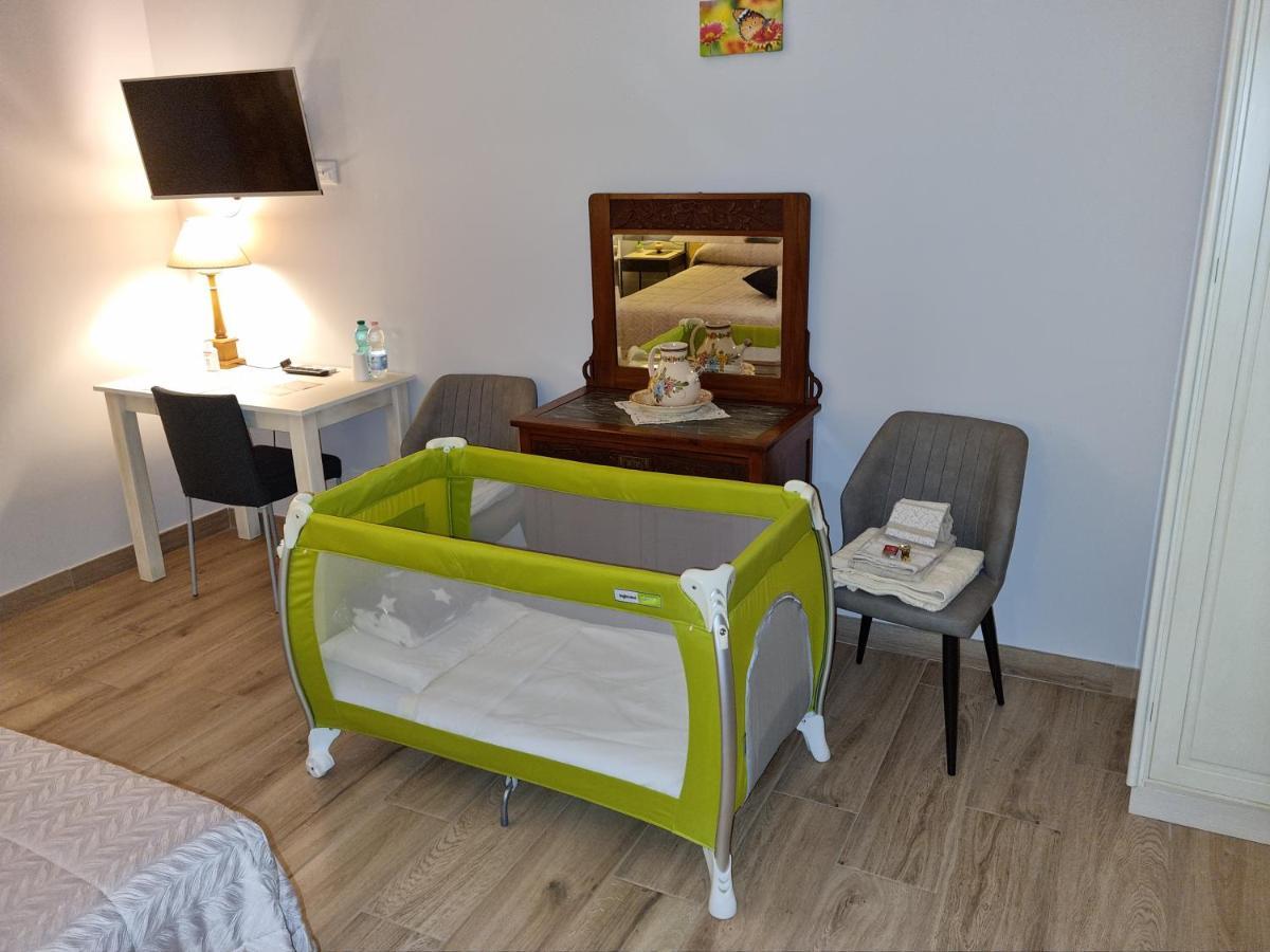 Il Casale Nel Parco Guesthouse Rome Buitenkant foto